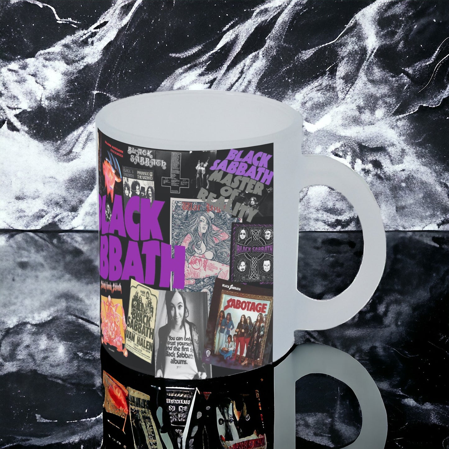 Taza Black Sabbath de vidrio Frosted
